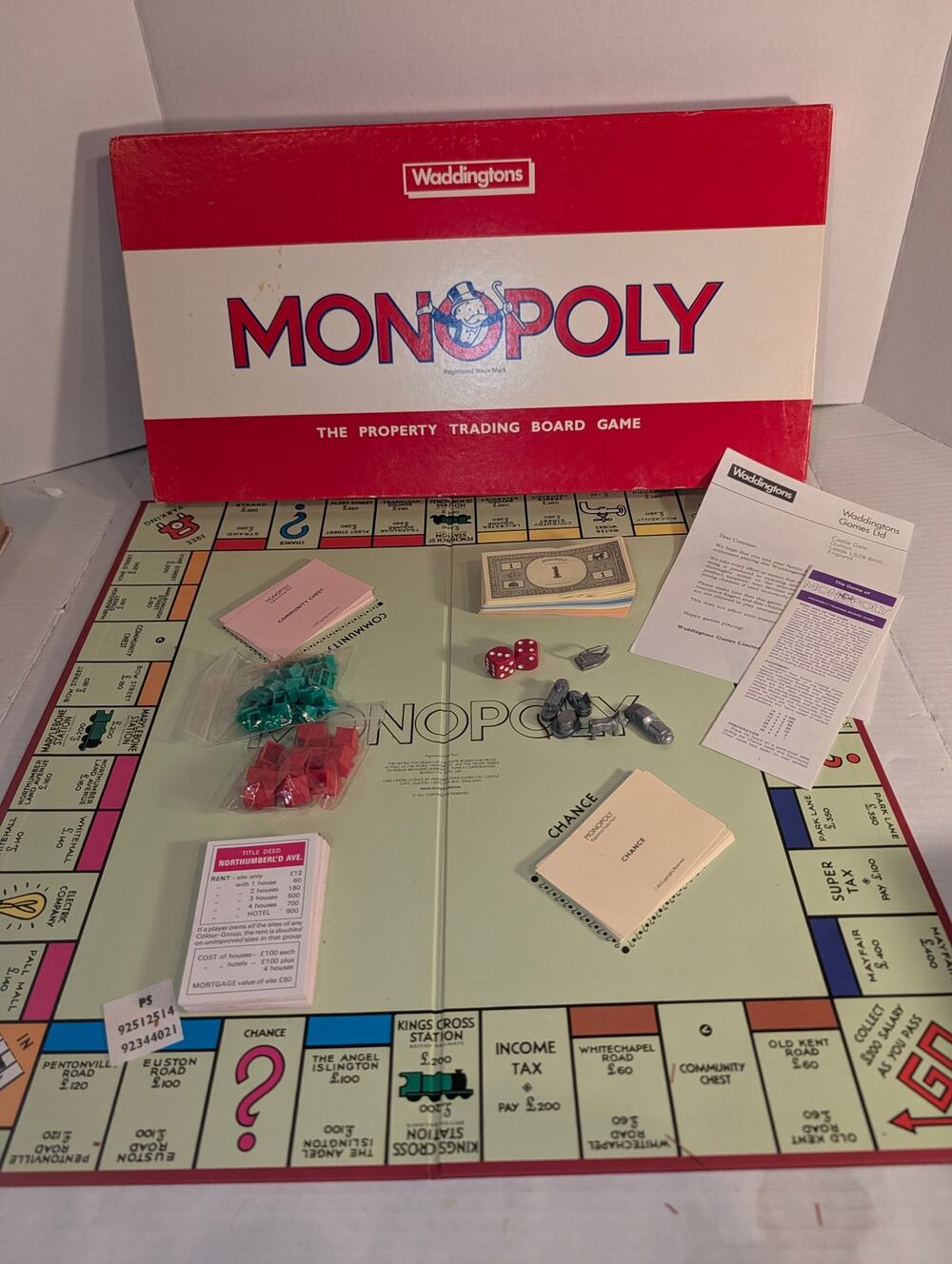 Monopoly Game 1984 Waddingtons UK Edition England Complete Property Trading